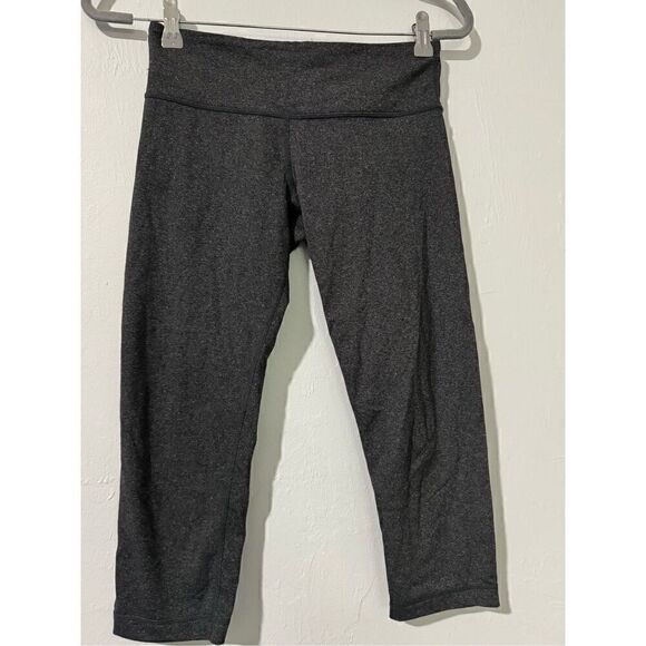 Lululemon Dark Gray capri cropped 6 - Picture 1 of 4